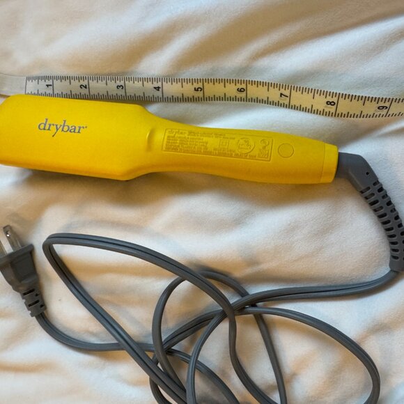 Drybar The Brush Crush Heated Straightening Brush – Yellow Professional Hair Too - Picture 3 of 3
